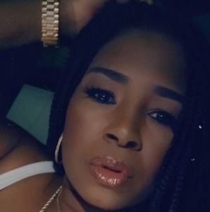 Meet your Posher, Alecha